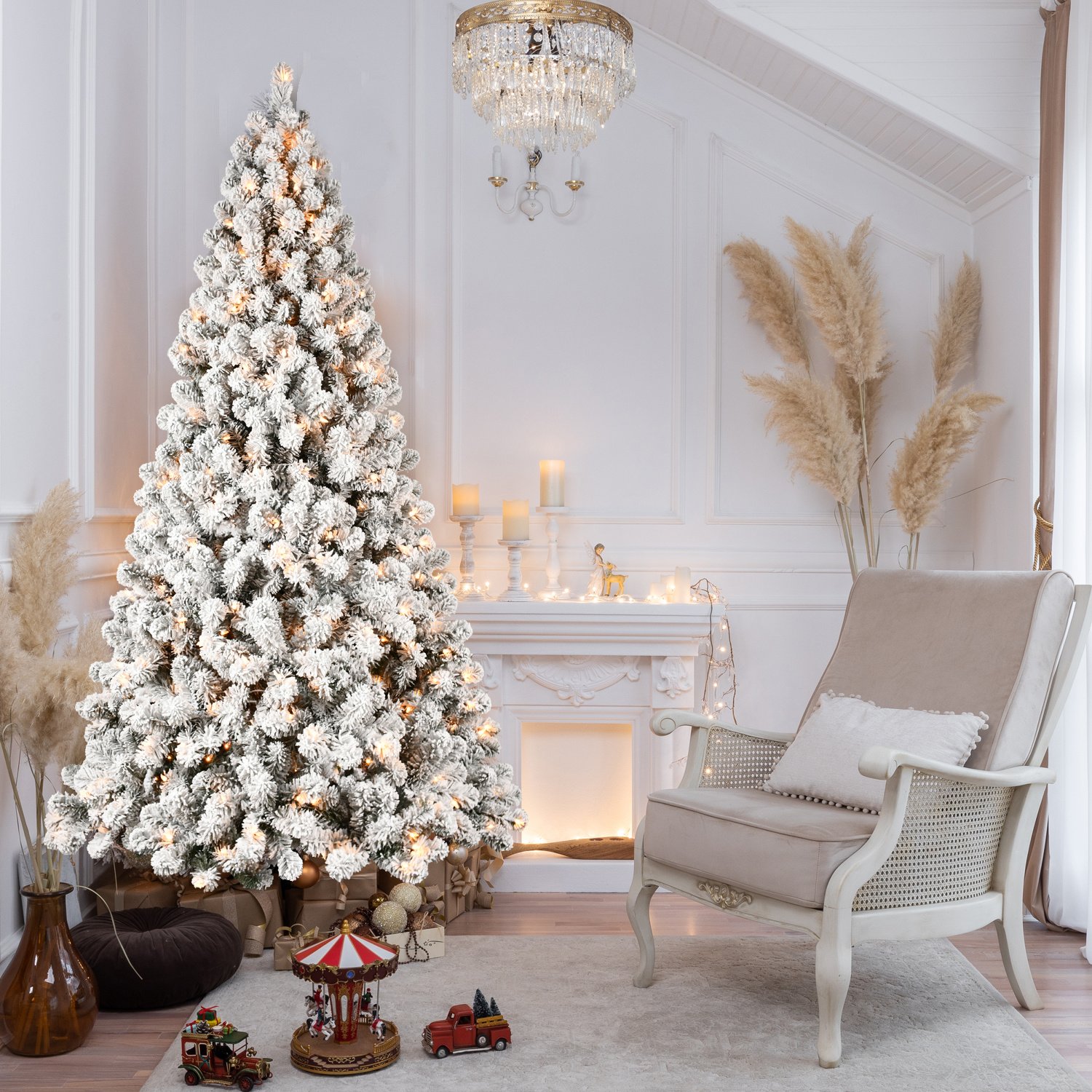 Pre-Lit Flocked Christmas Tree